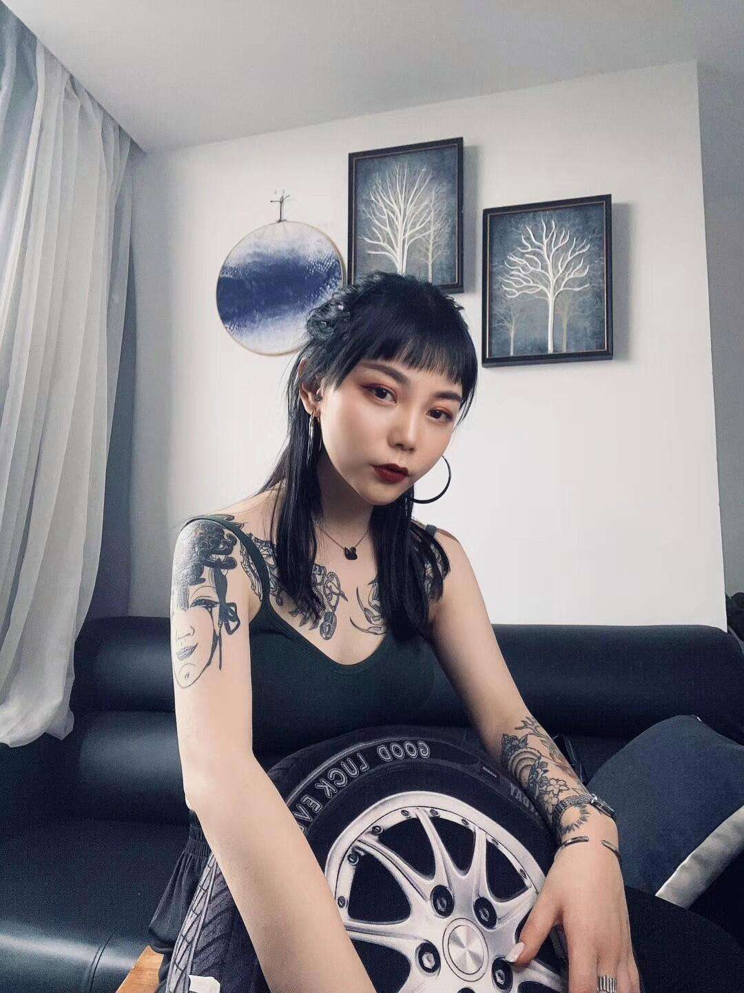 惊涛迷局 即电影英文名)来模拟现实